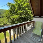 Holiday Home Zelena Oaza